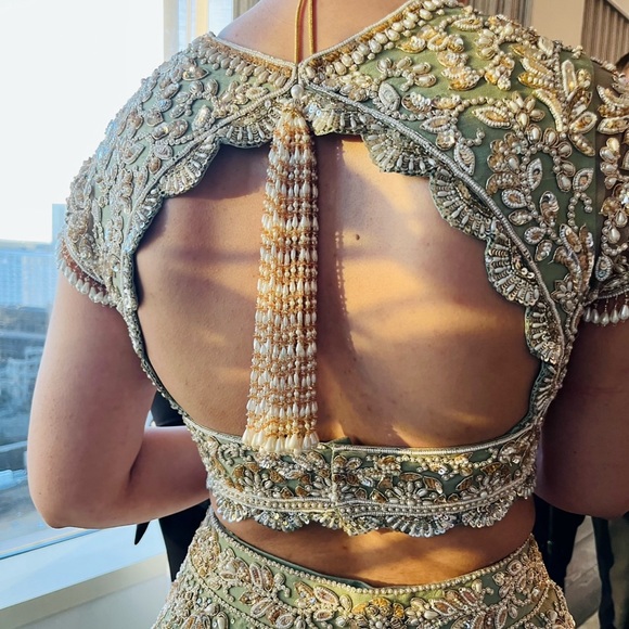 MANISH MALHOTRA “Nooraniyat” Bridal Lehenga - Picture 3 of 9